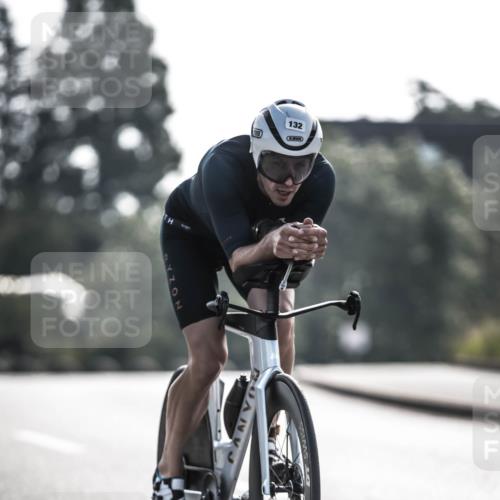 21.06.2026 - 29. Vierlanden-Triathlon H.Heesch http://msf.ph/oto/9850555 21.06.2026 08:48:44 Radfahren 103, 132 meine-sportfotos.de