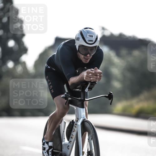 21.06.2026 - 29. Vierlanden-Triathlon H.Heesch http://msf.ph/oto/9850557 21.06.2026 08:48:44 Radfahren 103, 132 meine-sportfotos.de
