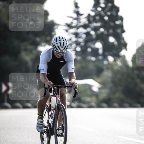 21.06.2026 - 29. Vierlanden-Triathlon H.Heesch http://msf.ph/oto/9850566 21.06.2026 08:48:49 Radfahren 61, 103 meine-sportfotos.de