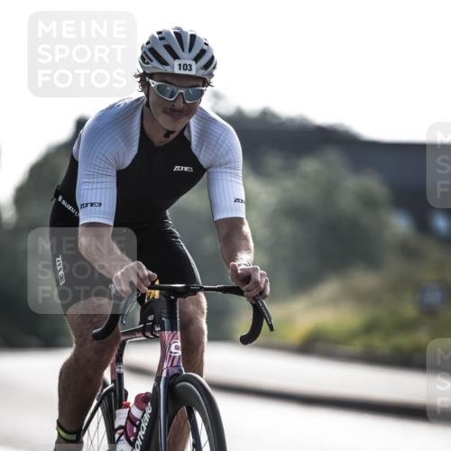 21.06.2026 - 29. Vierlanden-Triathlon H.Heesch http://msf.ph/oto/9850578 21.06.2026 08:48:50 Radfahren 61, 103 meine-sportfotos.de