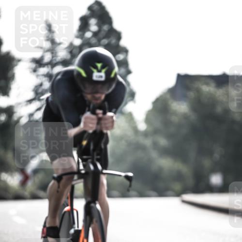 21.06.2026 - 29. Vierlanden-Triathlon H.Heesch http://msf.ph/oto/9850604 21.06.2026 08:49:07 Radfahren 129 meine-sportfotos.de