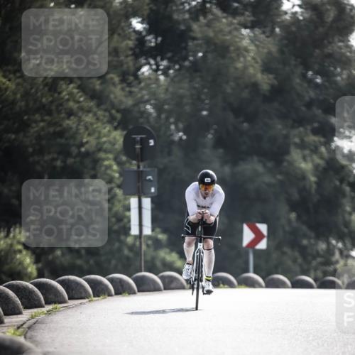 21.06.2026 - 29. Vierlanden-Triathlon H.Heesch http://msf.ph/oto/9850607 21.06.2026 08:49:18 Radfahren 164 meine-sportfotos.de