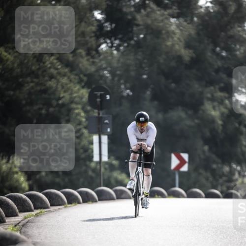 21.06.2026 - 29. Vierlanden-Triathlon H.Heesch http://msf.ph/oto/9850612 21.06.2026 08:49:18 Radfahren 164 meine-sportfotos.de
