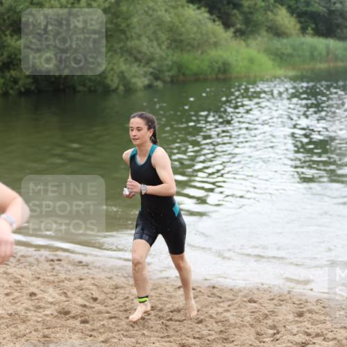 21.06.2026 - 29. Vierlanden-Triathlon Andreas Tolksdorf http://msf.ph/oto/9850613 21.06.2026 10:15:00 Schwimmen 509, 526, 545 meine-sportfotos.de