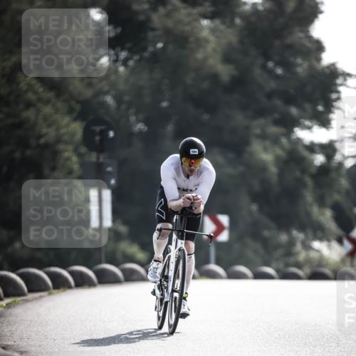 21.06.2026 - 29. Vierlanden-Triathlon H.Heesch http://msf.ph/oto/9850625 21.06.2026 08:49:19 Radfahren 164 meine-sportfotos.de