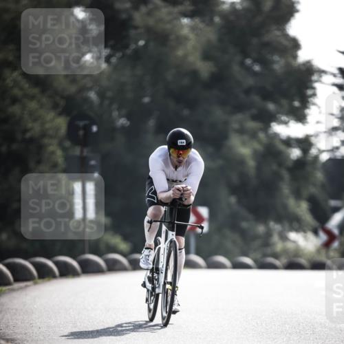 21.06.2026 - 29. Vierlanden-Triathlon H.Heesch http://msf.ph/oto/9850626 21.06.2026 08:49:19 Radfahren 164 meine-sportfotos.de