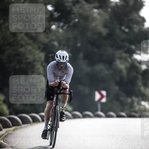 21.06.2026 - 29. Vierlanden-Triathlon H.Heesch http://msf.ph/oto/9850643 21.06.2026 08:49:57 Radfahren 62 meine-sportfotos.de
