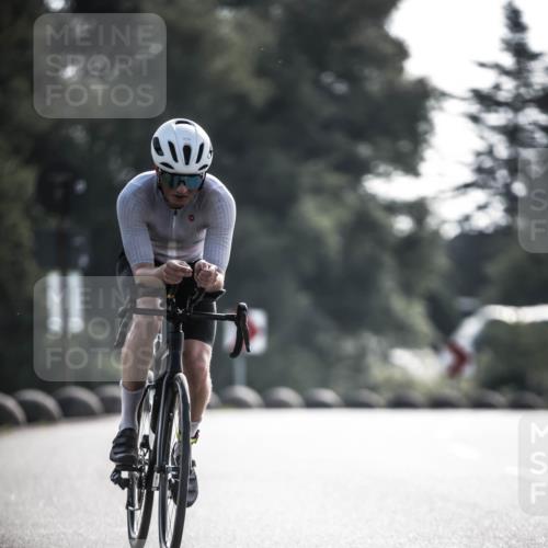 21.06.2026 - 29. Vierlanden-Triathlon H.Heesch http://msf.ph/oto/9850651 21.06.2026 08:49:57 Radfahren 62 meine-sportfotos.de