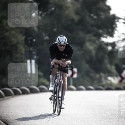 21.06.2026 - 29. Vierlanden-Triathlon H.Heesch http://msf.ph/oto/9850677 21.06.2026 08:50:13 Radfahren 51, 106 meine-sportfotos.de