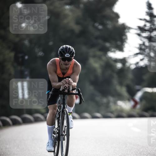 21.06.2026 - 29. Vierlanden-Triathlon H.Heesch http://msf.ph/oto/9850708 21.06.2026 08:50:20 Radfahren 106 meine-sportfotos.de