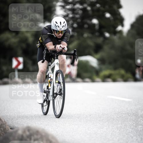 21.06.2026 - 29. Vierlanden-Triathlon H.Heesch http://msf.ph/oto/9850790 21.06.2026 10:27:19 Radfahren 10, 24, 101, 223, 298, 339, 378, 385, 391, 486, 513 meine-sportfotos.de
