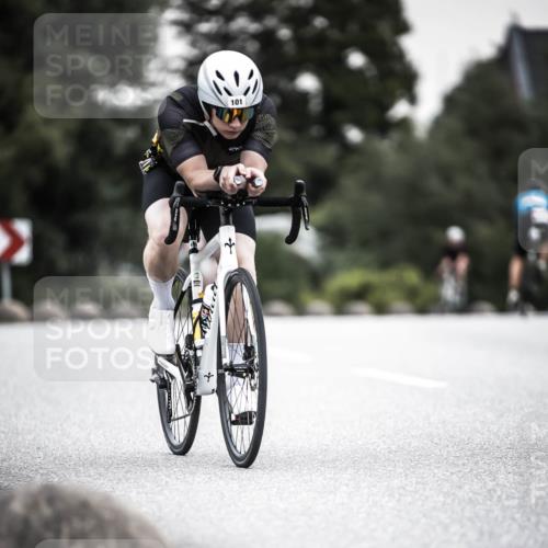 21.06.2026 - 29. Vierlanden-Triathlon H.Heesch http://msf.ph/oto/9850794 21.06.2026 10:27:19 Radfahren 10, 24, 101, 223, 298, 339, 378, 385, 391, 486, 513 meine-sportfotos.de