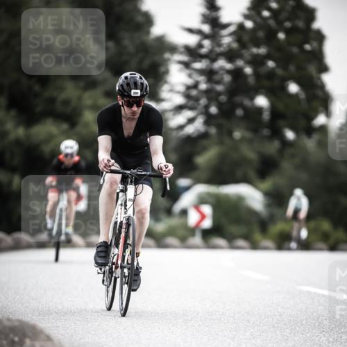 21.06.2026 - 29. Vierlanden-Triathlon H.Heesch http://msf.ph/oto/9850811 21.06.2026 10:27:24 Radfahren 10, 223, 298, 339, 378, 385, 391, 513, 563 meine-sportfotos.de