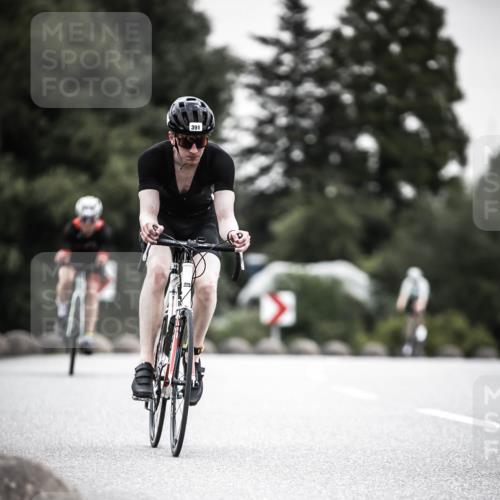 21.06.2026 - 29. Vierlanden-Triathlon H.Heesch http://msf.ph/oto/9850813 21.06.2026 10:27:24 Radfahren 10, 223, 298, 339, 378, 385, 391, 513, 563 meine-sportfotos.de