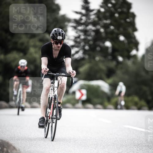 21.06.2026 - 29. Vierlanden-Triathlon H.Heesch http://msf.ph/oto/9850814 21.06.2026 10:27:24 Radfahren 10, 223, 298, 339, 378, 385, 391, 513, 563 meine-sportfotos.de