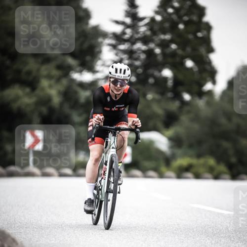 21.06.2026 - 29. Vierlanden-Triathlon H.Heesch http://msf.ph/oto/9850835 21.06.2026 10:27:25 Radfahren 10, 223, 298, 339, 378, 385, 391, 513, 563 meine-sportfotos.de