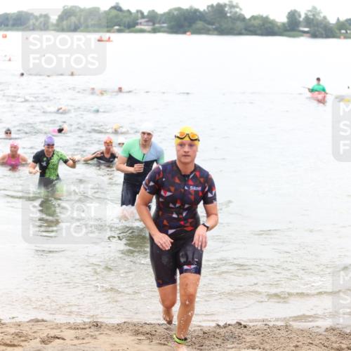 21.06.2026 - 29. Vierlanden-Triathlon Andreas Tolksdorf http://msf.ph/oto/9850855 21.06.2026 10:16:35 Schwimmen 384, 441, 540, 577, 604, 622 meine-sportfotos.de