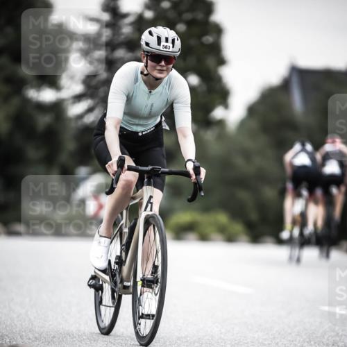 21.06.2026 - 29. Vierlanden-Triathlon H.Heesch http://msf.ph/oto/9850876 21.06.2026 10:27:31 Radfahren 87, 186, 563 meine-sportfotos.de