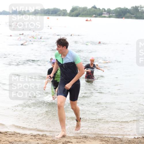 21.06.2026 - 29. Vierlanden-Triathlon Andreas Tolksdorf http://msf.ph/oto/9850886 21.06.2026 10:16:38 Schwimmen 328, 384, 540, 577, 604, 613, 622 meine-sportfotos.de