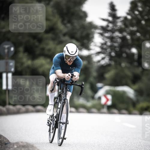 21.06.2026 - 29. Vierlanden-Triathlon H.Heesch http://msf.ph/oto/9850892 21.06.2026 10:27:34 Radfahren 87, 186, 563 meine-sportfotos.de