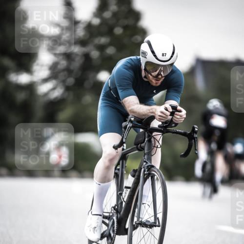 21.06.2026 - 29. Vierlanden-Triathlon H.Heesch http://msf.ph/oto/9850912 21.06.2026 10:27:35 Radfahren 20, 87, 186, 563 meine-sportfotos.de