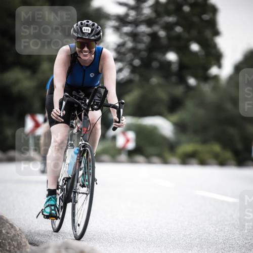 21.06.2026 - 29. Vierlanden-Triathlon H.Heesch http://msf.ph/oto/9850941 21.06.2026 10:27:47 Radfahren 272, 515, 615 meine-sportfotos.de
