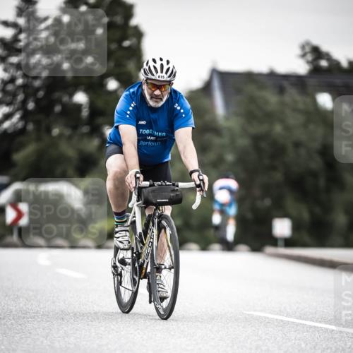 21.06.2026 - 29. Vierlanden-Triathlon H.Heesch http://msf.ph/oto/9850958 21.06.2026 10:27:48 Radfahren 272, 515, 615 meine-sportfotos.de