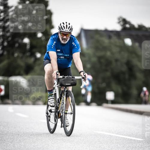 21.06.2026 - 29. Vierlanden-Triathlon H.Heesch http://msf.ph/oto/9850960 21.06.2026 10:27:48 Radfahren 272, 515, 615 meine-sportfotos.de