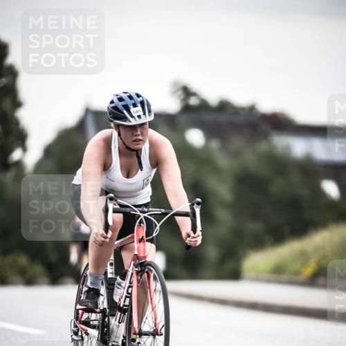 21.06.2026 - 29. Vierlanden-Triathlon H.Heesch http://msf.ph/oto/9850988 21.06.2026 10:28:03 Radfahren 267, 514, 543, 585 meine-sportfotos.de