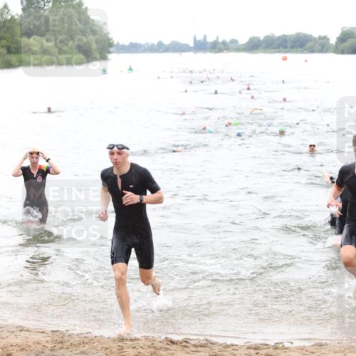 21.06.2026 - 29. Vierlanden-Triathlon Andreas Tolksdorf http://msf.ph/oto/9850999 21.06.2026 10:16:49 Schwimmen 328, 374, 388, 485, 506, 536, 538, 604, 613, 622 meine-sportfotos.de