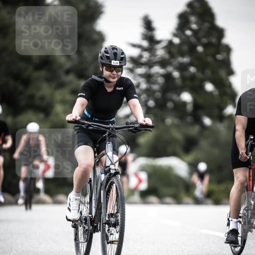 21.06.2026 - 29. Vierlanden-Triathlon H.Heesch http://msf.ph/oto/9851066 21.06.2026 10:28:21 Radfahren 4, 79, 368, 481, 538, 567, 574, 575, 582, 590, 608 meine-sportfotos.de