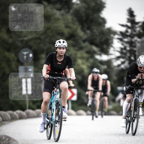 21.06.2026 - 29. Vierlanden-Triathlon H.Heesch http://msf.ph/oto/9851074 21.06.2026 10:28:22 Radfahren 4, 51, 55, 79, 368, 481, 538, 567, 574, 575, 582, 590, 606, 608 meine-sportfotos.de