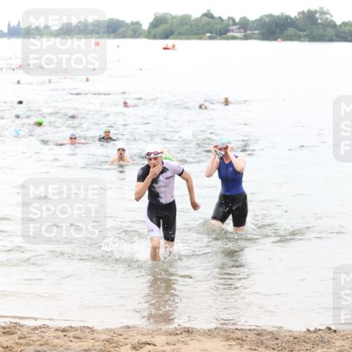 21.06.2026 - 29. Vierlanden-Triathlon Andreas Tolksdorf http://msf.ph/oto/9851099 21.06.2026 10:16:57 Schwimmen 374, 480, 485, 515, 536, 538 meine-sportfotos.de