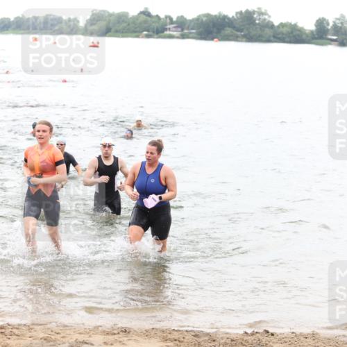 21.06.2026 - 29. Vierlanden-Triathlon Andreas Tolksdorf http://msf.ph/oto/9851212 21.06.2026 10:17:11 Schwimmen 386, 480, 488, 521, 530, 533, 574, 585, 591, 602, 625 meine-sportfotos.de