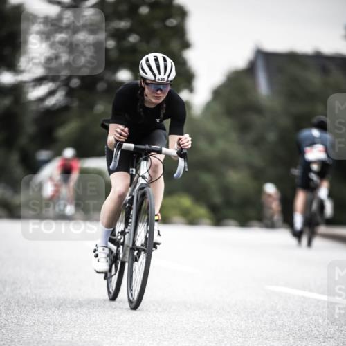 21.06.2026 - 29. Vierlanden-Triathlon H.Heesch http://msf.ph/oto/9851234 21.06.2026 10:28:37 Radfahren 99, 367, 387, 390, 508, 511, 535, 592 meine-sportfotos.de