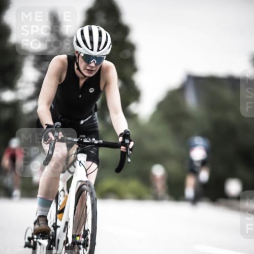 21.06.2026 - 29. Vierlanden-Triathlon H.Heesch http://msf.ph/oto/9851237 21.06.2026 10:28:37 Radfahren 99, 367, 387, 390, 508, 511, 535, 592 meine-sportfotos.de