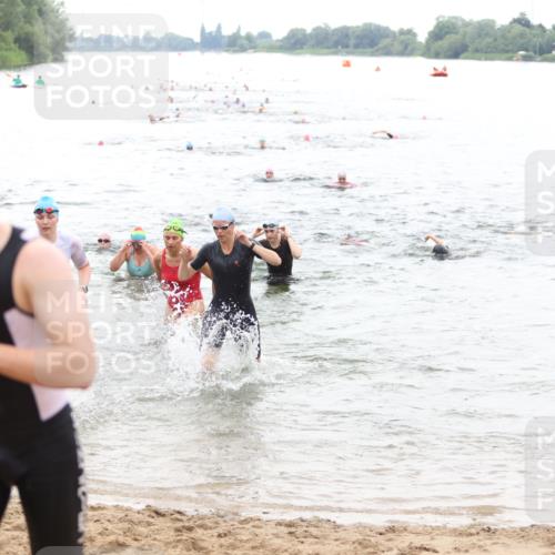 21.06.2026 - 29. Vierlanden-Triathlon Andreas Tolksdorf http://msf.ph/oto/9851288 21.06.2026 10:17:16 Schwimmen 369, 386, 486, 488, 517, 521, 530, 533, 574, 585, 591, 599, 602 meine-sportfotos.de