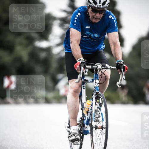 21.06.2026 - 29. Vierlanden-Triathlon H.Heesch http://msf.ph/oto/9851319 21.06.2026 10:28:50 Radfahren 27, 499, 551, 583, 619 meine-sportfotos.de