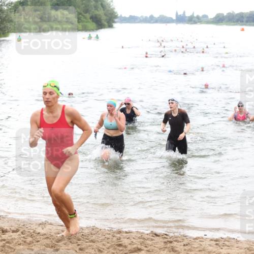 21.06.2026 - 29. Vierlanden-Triathlon Andreas Tolksdorf http://msf.ph/oto/9851346 21.06.2026 10:17:20 Schwimmen 369, 386, 486, 517, 530, 543, 567, 574, 585, 591, 599, 600, 602 meine-sportfotos.de