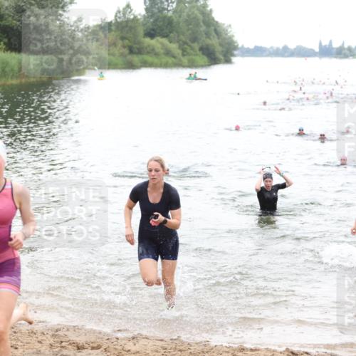 21.06.2026 - 29. Vierlanden-Triathlon Andreas Tolksdorf http://msf.ph/oto/9851380 21.06.2026 10:17:26 Schwimmen 369, 486, 517, 543, 567, 585, 599, 600 meine-sportfotos.de