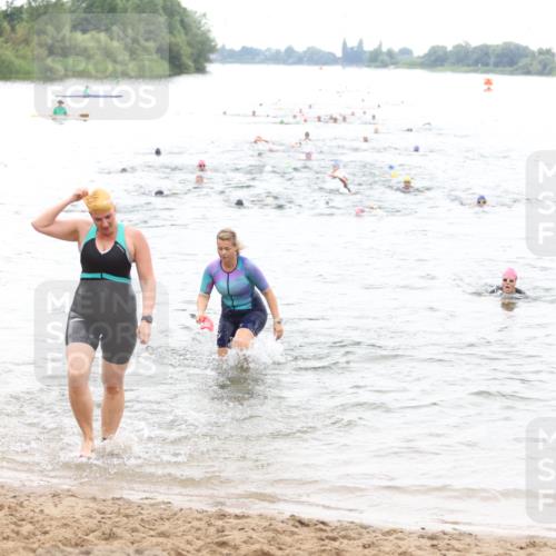 21.06.2026 - 29. Vierlanden-Triathlon Andreas Tolksdorf http://msf.ph/oto/9851590 21.06.2026 10:18:00 Schwimmen 514, 553, 557, 563, 565 meine-sportfotos.de