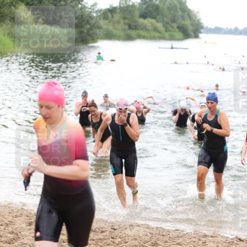 21.06.2026 - 29. Vierlanden-Triathlon Andreas Tolksdorf http://msf.ph/oto/9851749 21.06.2026 10:18:28 Schwimmen 368, 391, 499, 513, 516, 539, 571, 582, 583, 605, 606, 608, 618 meine-sportfotos.de