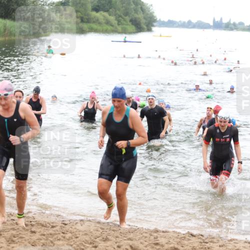 21.06.2026 - 29. Vierlanden-Triathlon Andreas Tolksdorf http://msf.ph/oto/9851774 21.06.2026 10:18:30 Schwimmen 368, 391, 499, 513, 516, 539, 558, 571, 582, 583, 590, 605, 606, 608 meine-sportfotos.de