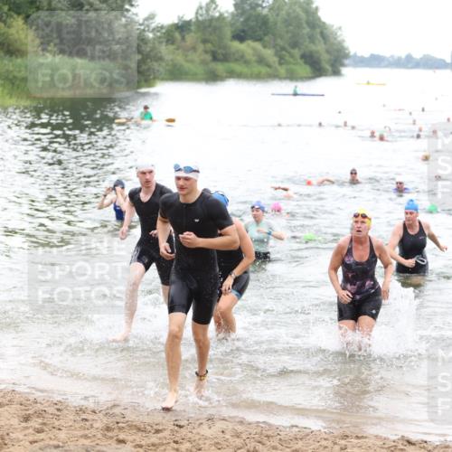 21.06.2026 - 29. Vierlanden-Triathlon Andreas Tolksdorf http://msf.ph/oto/9851797 21.06.2026 10:18:34 Schwimmen 368, 391, 490, 510, 511, 513, 516, 539, 558, 582, 583, 590, 605, 608 meine-sportfotos.de