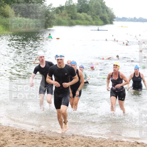 21.06.2026 - 29. Vierlanden-Triathlon Andreas Tolksdorf http://msf.ph/oto/9851810 21.06.2026 10:18:35 Schwimmen 368, 391, 490, 510, 511, 513, 516, 539, 558, 582, 583, 590, 605, 608 meine-sportfotos.de