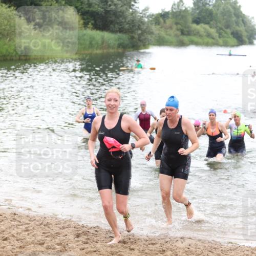 21.06.2026 - 29. Vierlanden-Triathlon Andreas Tolksdorf http://msf.ph/oto/9851877 21.06.2026 10:18:39 Schwimmen 368, 391, 482, 490, 510, 511, 516, 556, 558, 583, 590, 601, 608 meine-sportfotos.de