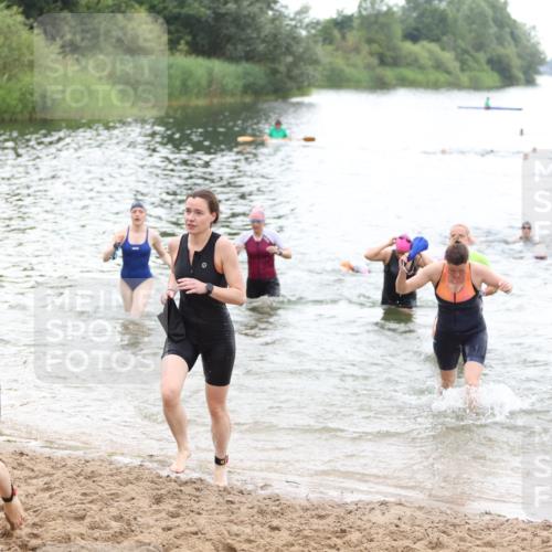21.06.2026 - 29. Vierlanden-Triathlon Andreas Tolksdorf http://msf.ph/oto/9851904 21.06.2026 10:18:42 Schwimmen 482, 490, 510, 511, 516, 556, 558, 583, 590, 601 meine-sportfotos.de