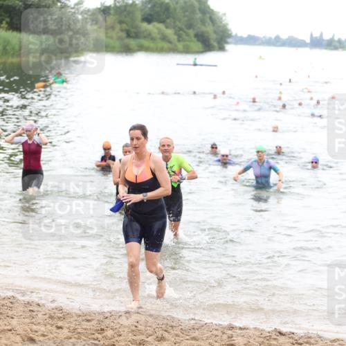 21.06.2026 - 29. Vierlanden-Triathlon Andreas Tolksdorf http://msf.ph/oto/9851927 21.06.2026 10:18:43 Schwimmen 482, 490, 510, 511, 516, 524, 551, 556, 558, 590, 601 meine-sportfotos.de