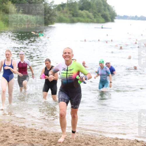 21.06.2026 - 29. Vierlanden-Triathlon Andreas Tolksdorf http://msf.ph/oto/9851968 21.06.2026 10:18:46 Schwimmen 355, 482, 490, 492, 510, 511, 524, 551, 556, 601 meine-sportfotos.de