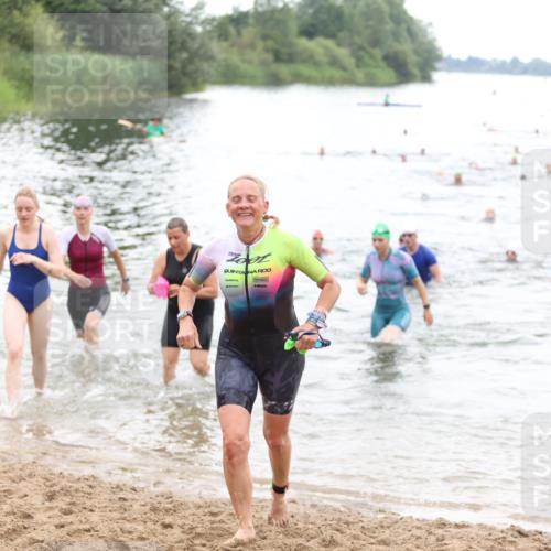 21.06.2026 - 29. Vierlanden-Triathlon Andreas Tolksdorf http://msf.ph/oto/9851971 21.06.2026 10:18:46 Schwimmen 355, 482, 490, 492, 510, 511, 524, 551, 556, 601 meine-sportfotos.de